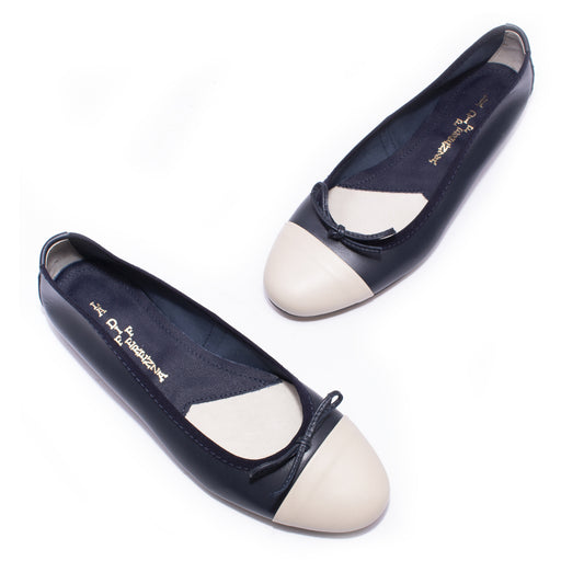 BALLERINA A PUNTA TONDA CON FIOCCO IN NAPPA BICOLORE BLU E CREMA