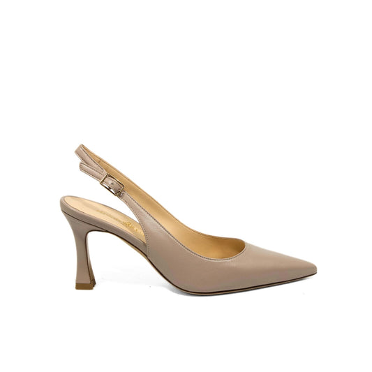 Décolleté slingback in nappa tortora con punta sfilata e tacco a rocchetto