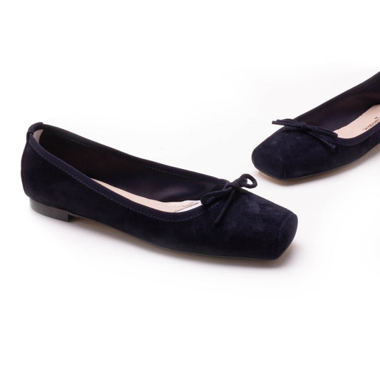 BALLERINA IN CAMOSCIO BLU CON PUNTA SQUADRATA E DETTAGLIO FIOCCO