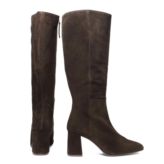 STIVALE ALTO IN CAMOSCIO MORO CON PUNTA QUADRATA E TACCO A TRAPEZIO