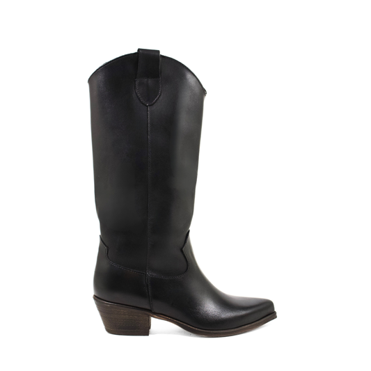 STIVALE CAMPEROS IN PELLE NERA CON PUNTA SFILATA E TACCO CUBANO