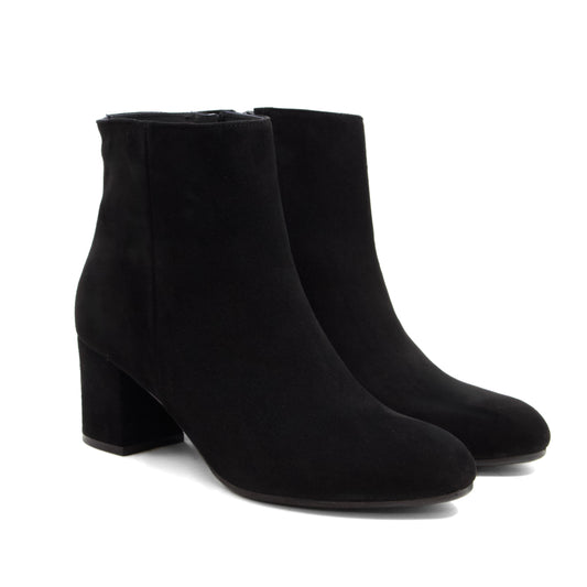 TRONCHETTO IN CAMOSCIO NERO CON TACCO MEDIO 5CM A BLOCCO