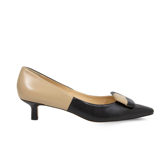DÉCOLLETÉ KITTEN HEEL IN NAPPA BICOLORE BEIGE E NERA CON FIBBIA RIVESTITA