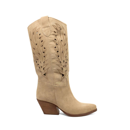 STIVALE CAMPEROS IN CAMOSCIO VISONE CON GAMBALE TRAFORATO E TACCO CUBANO