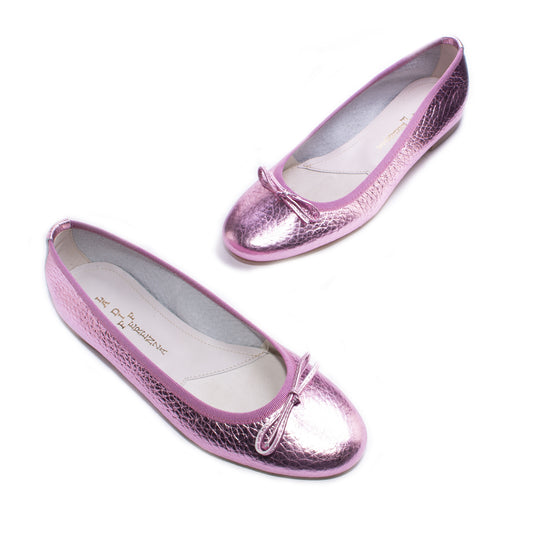 BALLERINA A PUNTA TONDA CON FIOCCO IN PELLE BOTTOLATA LAMINATA ROSA