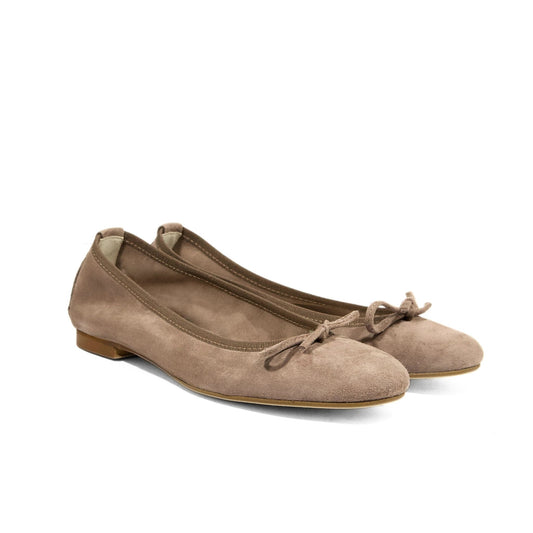 BALLERINA A PUNTA TONDA CON FIOCCO IN CAMOSCIO MUVE