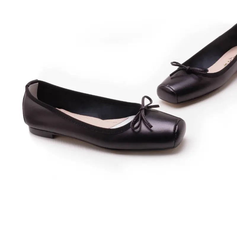Ballerina in nappa nera con fiocco punta quadrata | Michele Lopriore