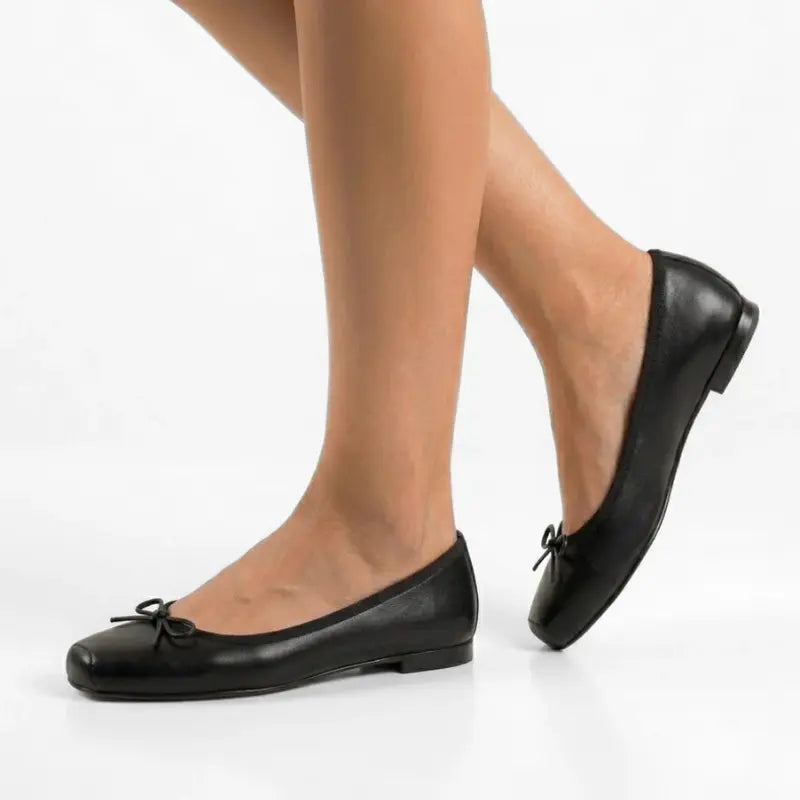 Ballerina in nappa nera con fiocco punta quadrata | Michele Lopriore