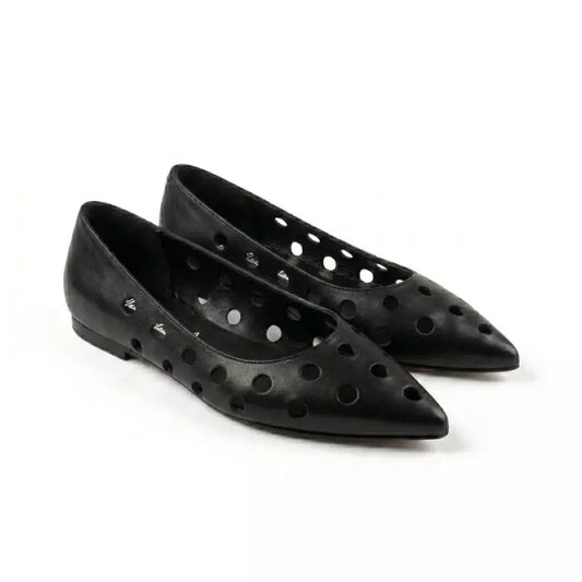 Suede moccasin with clamp