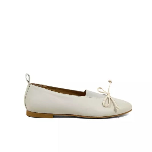 Ballerina in nappa off white con fiocco ed elastico | Michele Lopriore