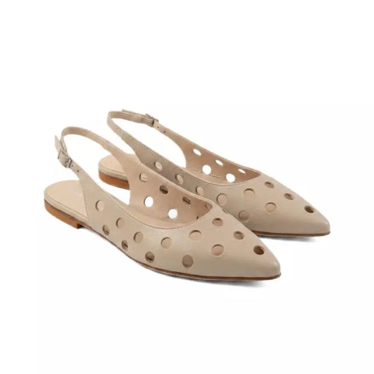 Suede moccasin with clamp