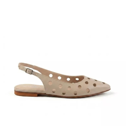 Suede moccasin with clamp