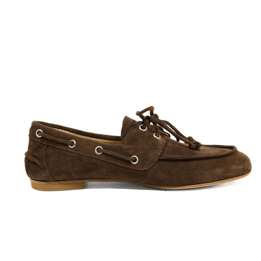 MOCASSINO DA BARCA IN CROSTA TESTA DI MORO CON LACCI E CUCITURE A VISTA