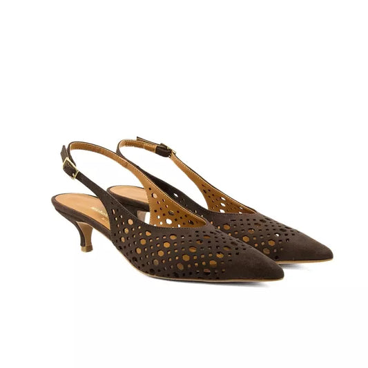 Décolleté slingback in naplak color testa di moro con punta sfilata, dettagli cinturini e tacco basso