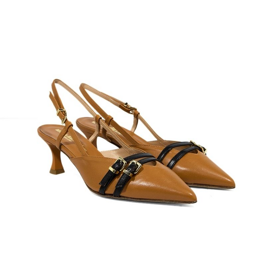 Décolleté slingback in nappa cuoio con doppio cinturino