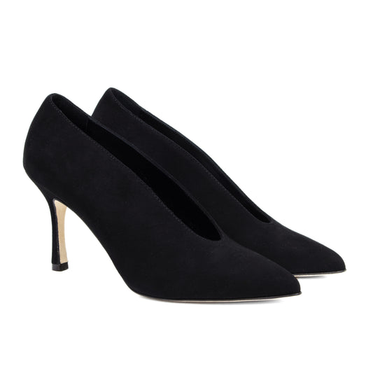 DÉCOLLETÉ IN CAMOSCIO NERO CON SCOLLO AD ONDA PROFONDO E TACCO A SPILLO 8CM