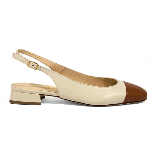 DÉCOLLETÉ SLINGBACK IN NAPPA PANNA E CUOIO CON PUNTA CUOIO E TACCO BASSO