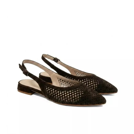 Suede moccasin with clamp
