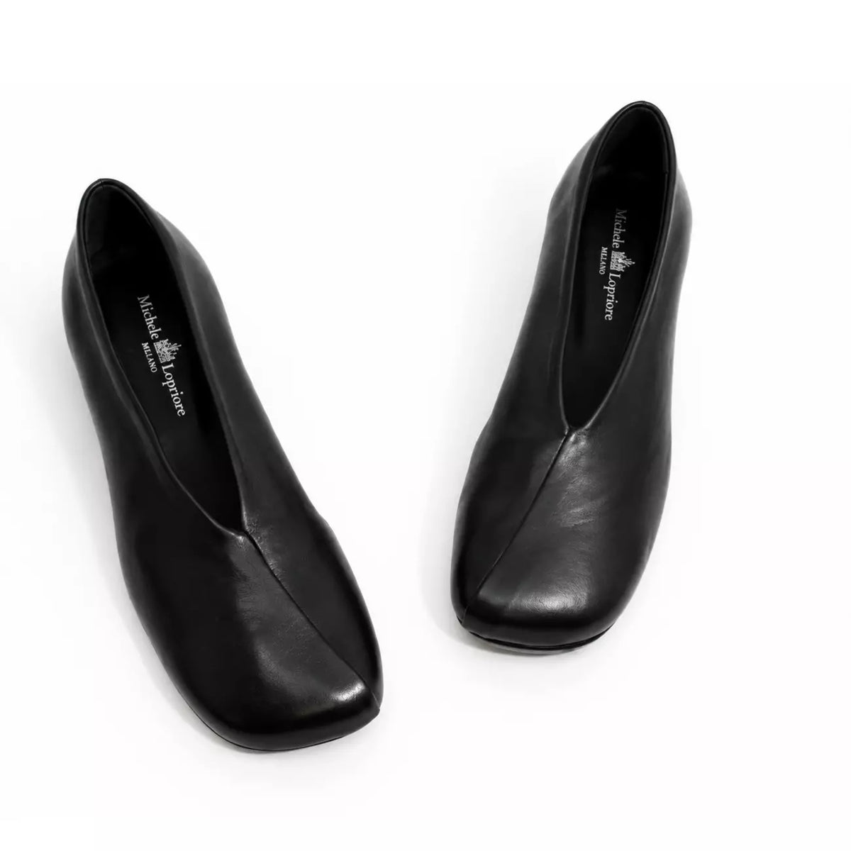 Ballerina in nappa nera con punta quadrata e scollo a V | Michele Lopriore