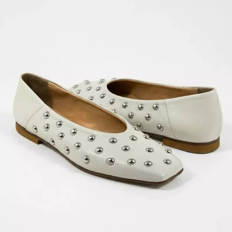 Ballerina off white con borchie argento | Michele Lopriore