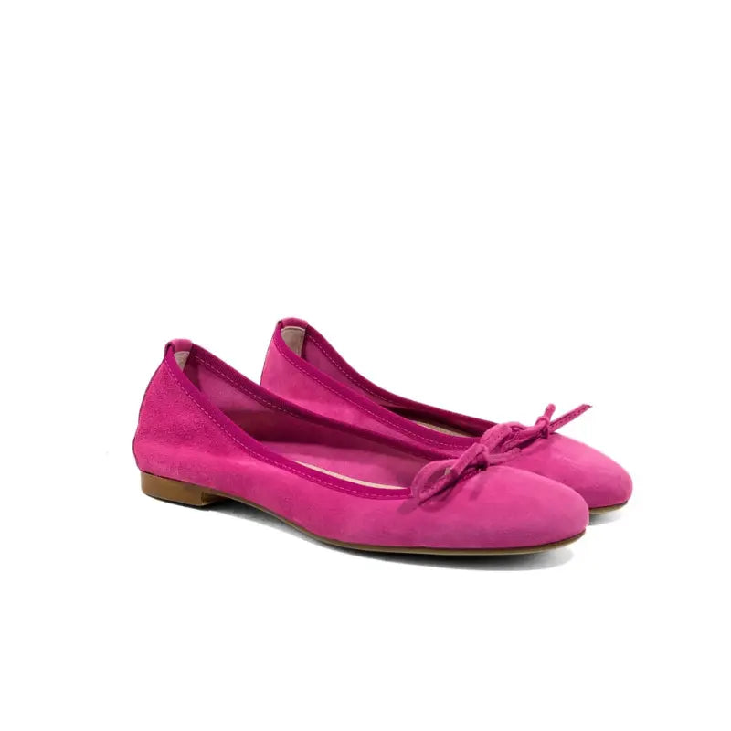 Ballerina a punta tonda con fiocco in camoscio fucsia | Michele Lopriore