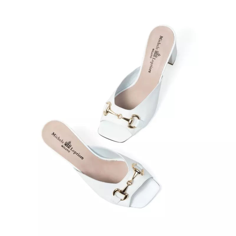 Ciabattina con tacco da donna in pelle bianca con morsetto oro | Michele Lopriore