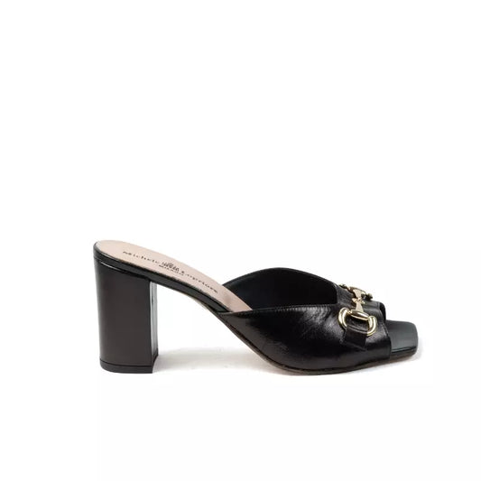 Ciabattina con tacco da donna in pelle nera con morsetto oro | Michele Lopriore