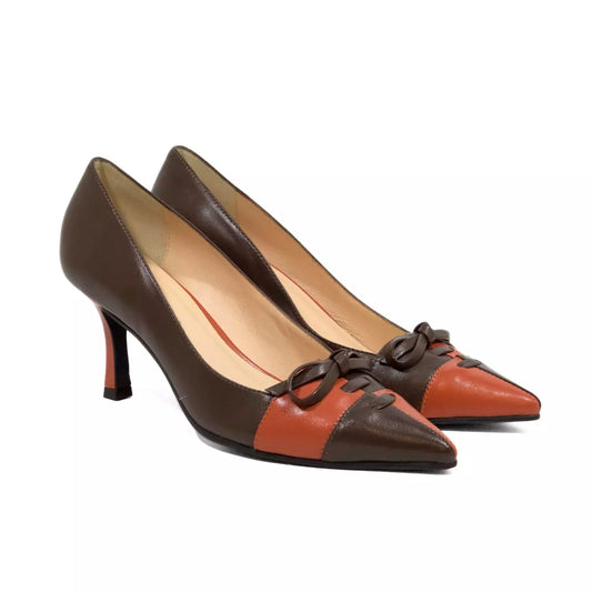 Décolleté bicolore cioccolato e terracotta in nappa con fiocco e tacco medio