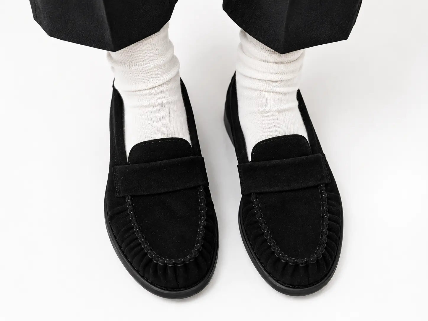 Mocassino in camoscio nero | Michele Lopriore