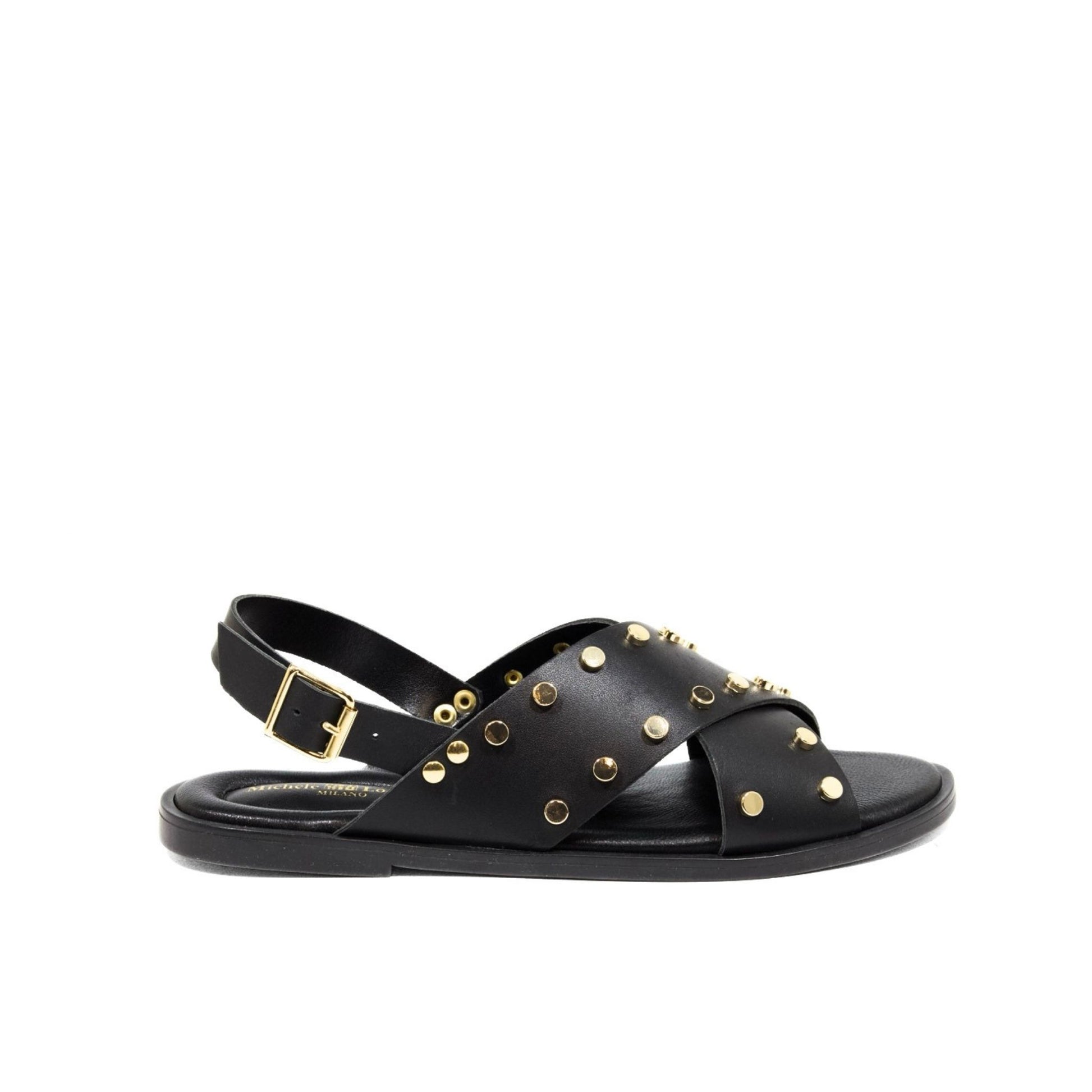 Sandali donna bassi in vera nappa nera con borchie oro, fasce incrociate e cinturino regolabile Made in Italy