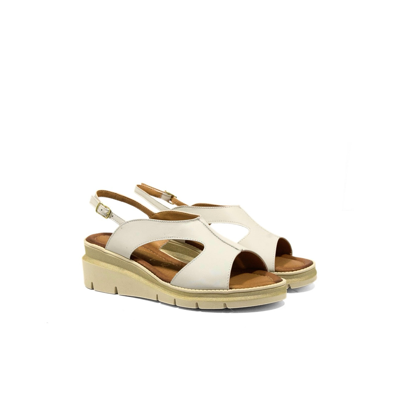 Sandali donna con zeppa bassa in vera nappa bianco gesso, tomaia traforata e suola platform Made in Italy