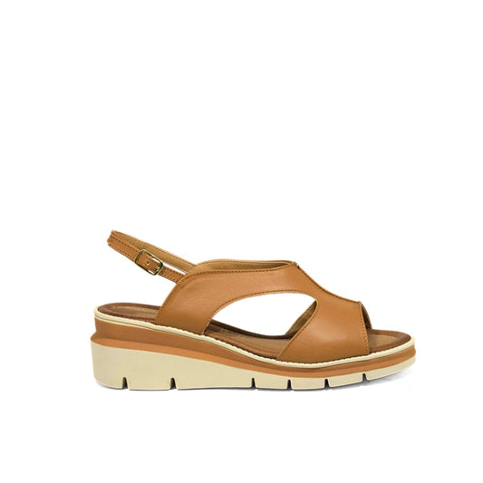 Sandali donna con zeppa bassa in vera nappa cuoio, tomaia traforata e suola platform leggera Made in Italy