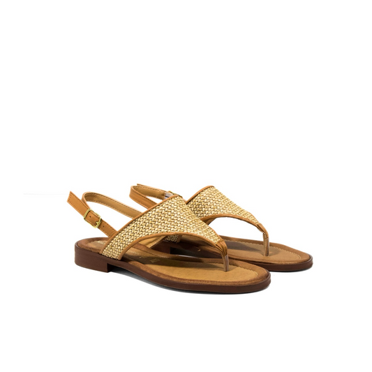 Sandalo basso da donna modello infradito in rafia intrecciata beige con cinturino posteriore e fibbia oro