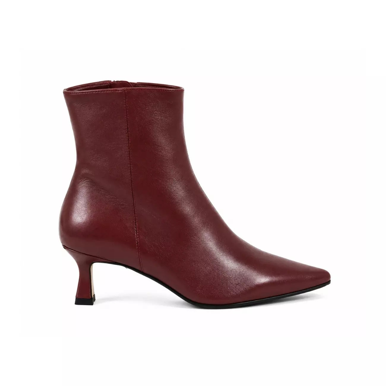 Tronchetto donna in pelle bordeaux e punta affusolata | Michele Lopriore