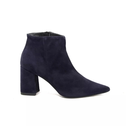Tronchetto in camoscio blu navy con punta affusolata