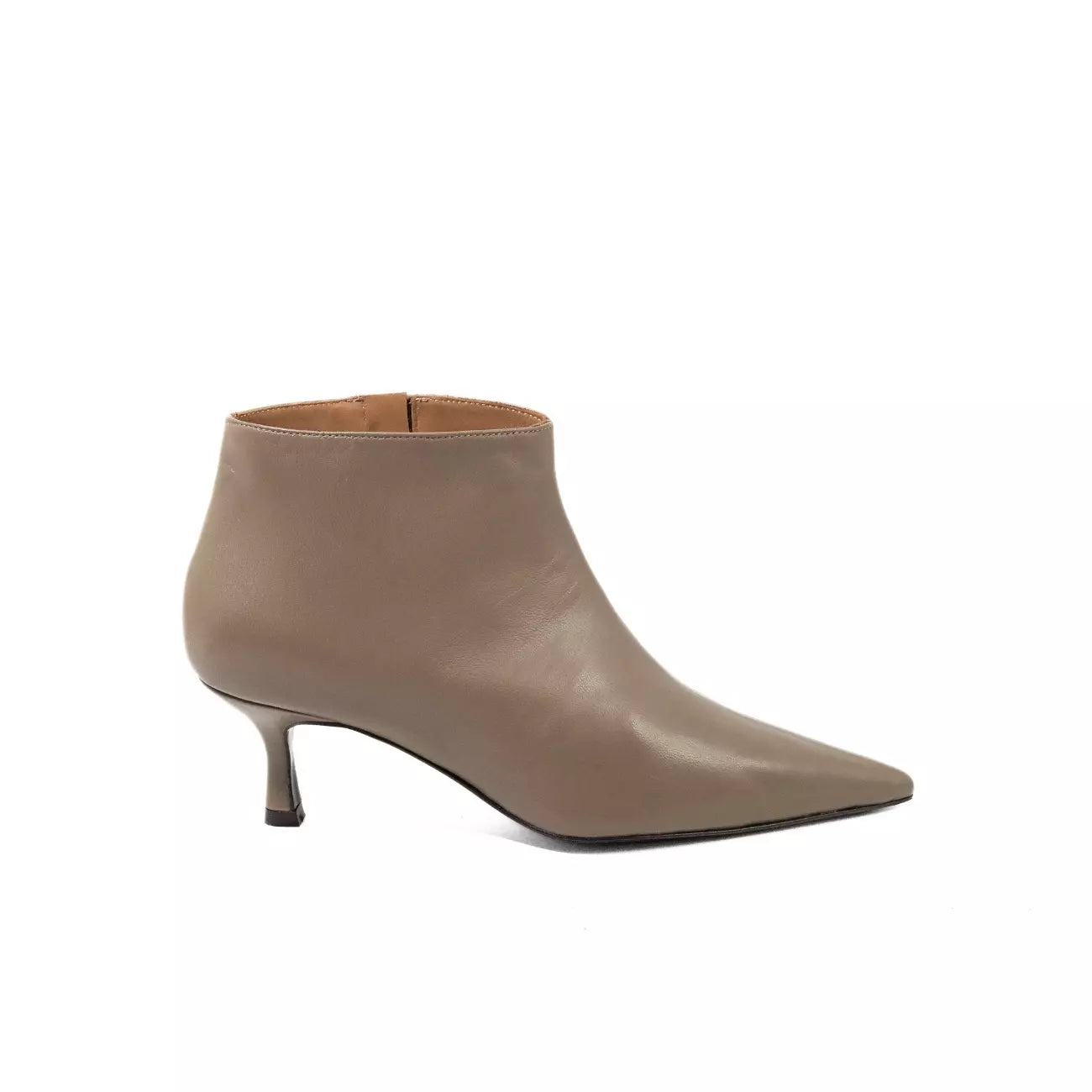 Tronchetto in nappa taupe con tacco | Michele Lopriore