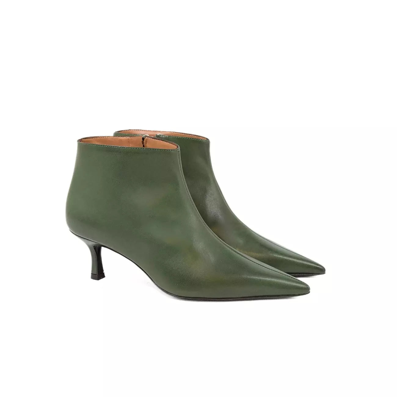Tronchetto in vitello verde con tacco 5 cm | Michele Lopriore