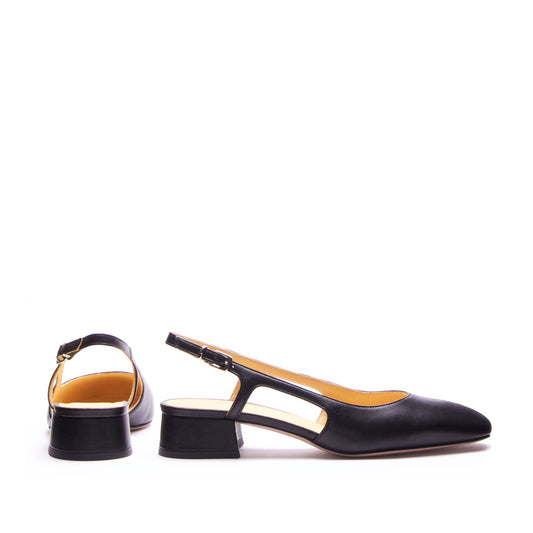 SANDALO SLINGBACK IN NAPPA NERA CON PUNTA TONDA E TACCO A BLOCCO BASSO 3CM
